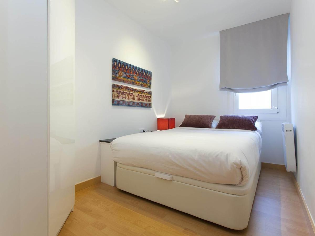 Eixample Left Apartment *