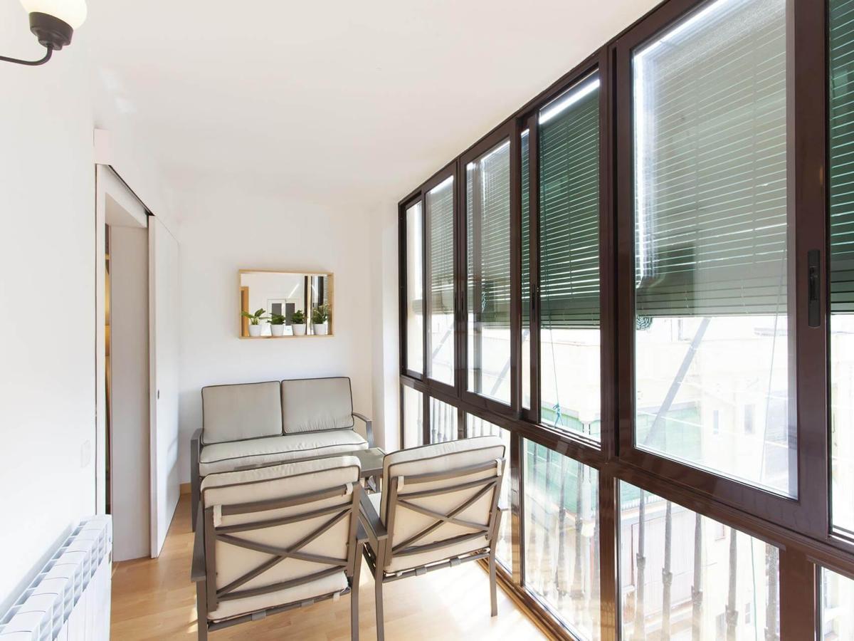 Eixample Left Apartment *